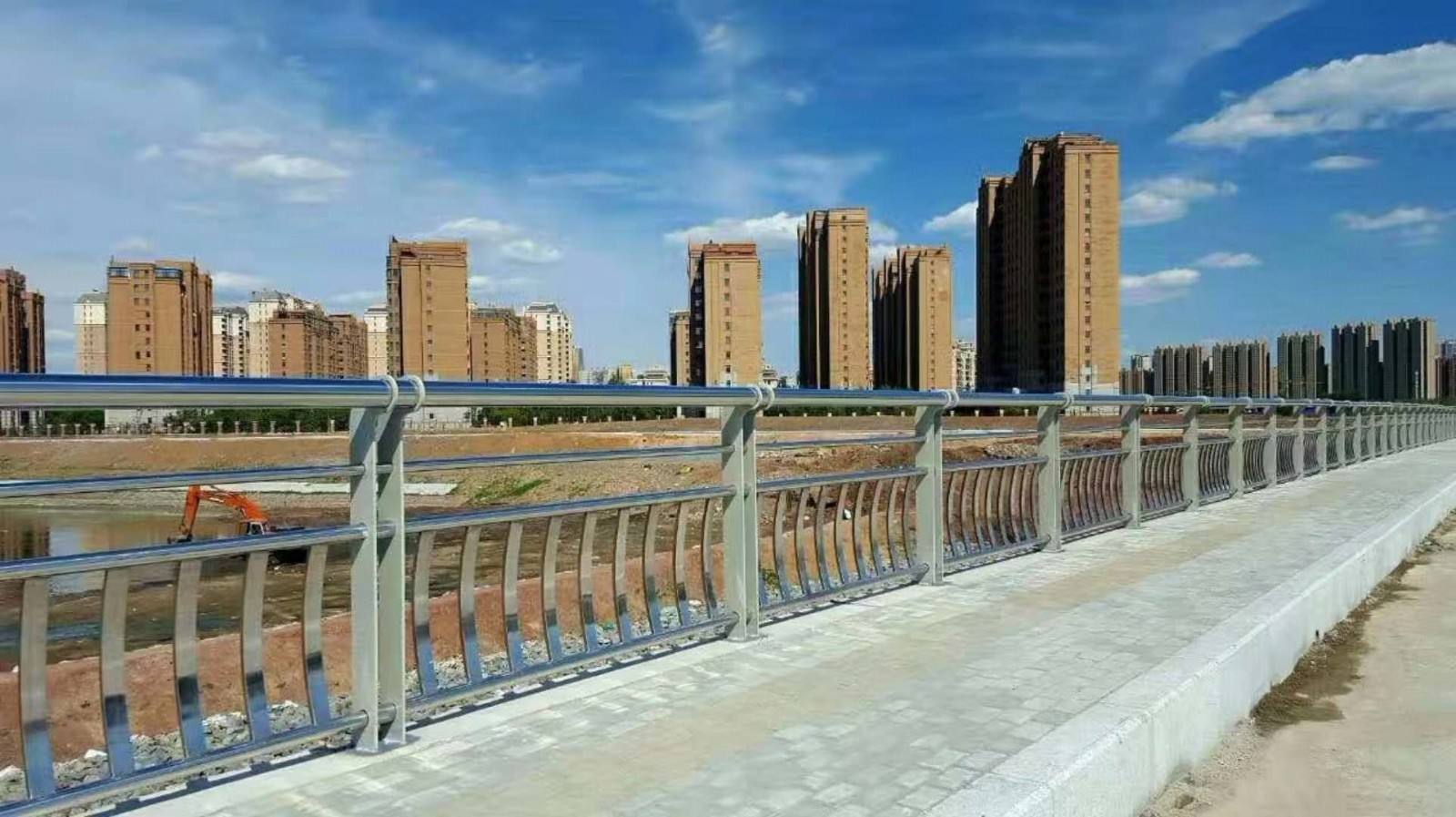 防撞護(hù)欄立柱