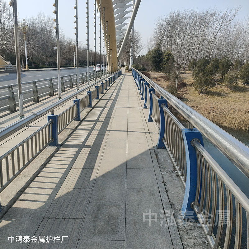 橋梁護(hù)欄