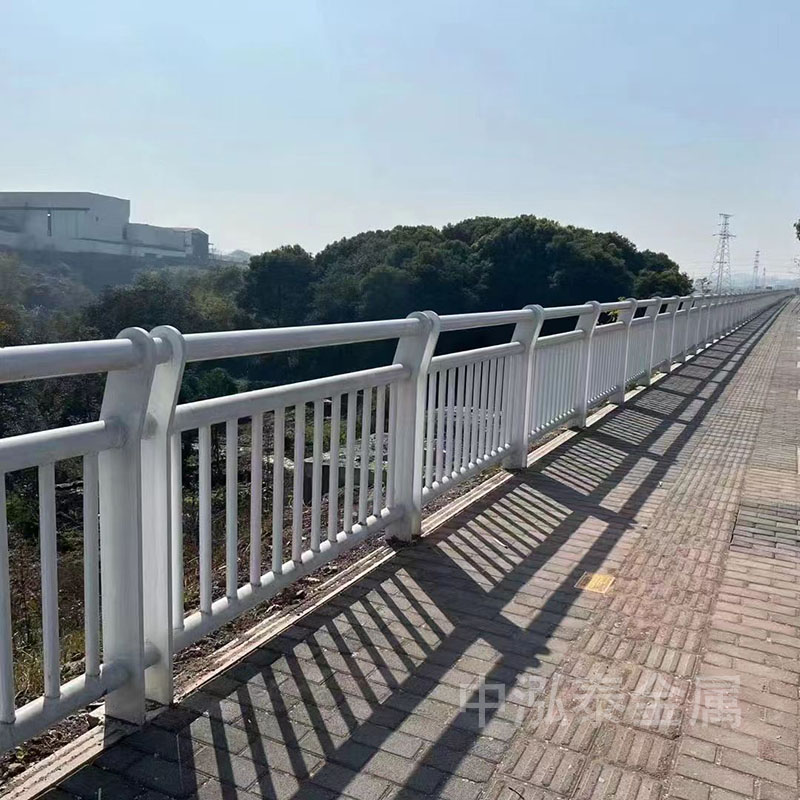橋梁護(hù)欄