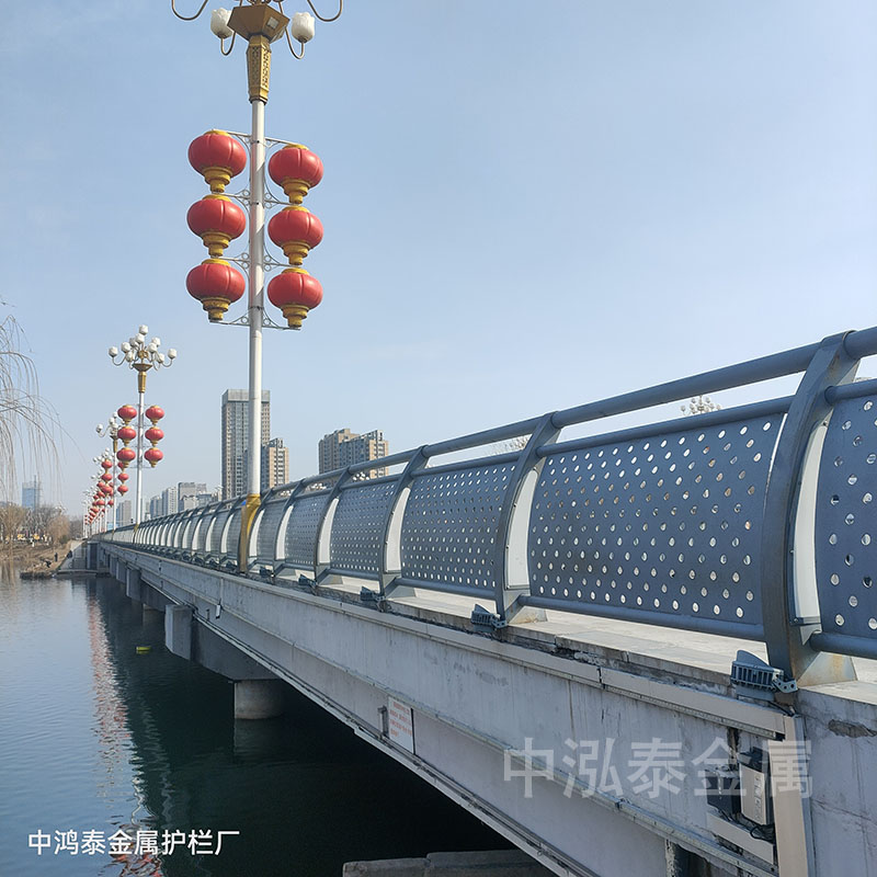 橋梁護(hù)欄