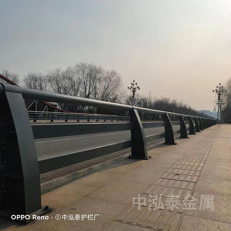防撞護欄