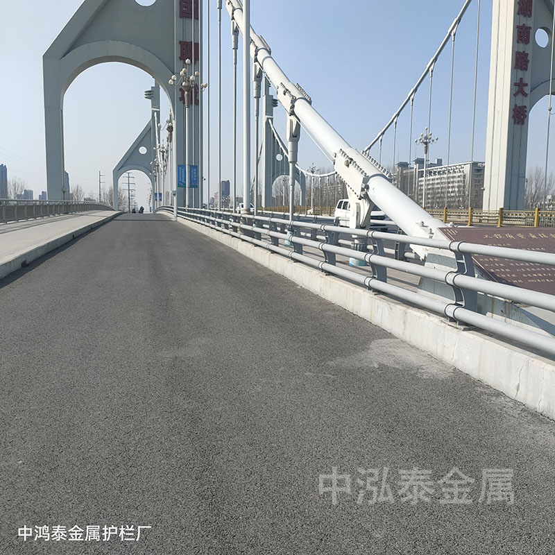 防撞護欄